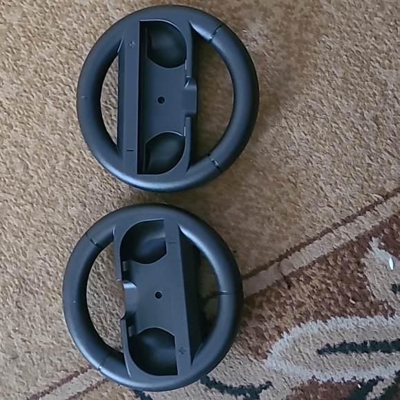 Steering wheels - Picture 1 of 1